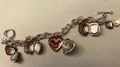 VINTAGE SILVER TONE PUFFY HEART’s AND OTHER CHARM’s BRACELET (ALL CHARMS OPEN)