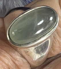 Very light green Jade Sterling Silver 925 VINTAGE Men’s 3/4″ N BAND RING size 10