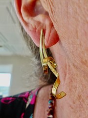 Vintage 1980’s Heavily Gold Plated Double Twist Pierced Earrings