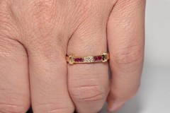 Vintage Circa 1980s 18k Gold Natural Diamond And Caliber Cut Ruby Ring