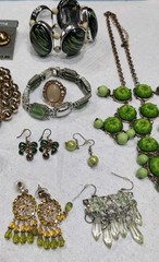 Lot Of Estate Costume Jewelry, 15 Pcs