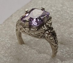 Vintage ring sterling silver 925 Size 9.5 Weight 5.44 g. Amethyst.