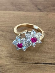 vintage lot bundle jewelry NOT GOLD 4 RINGS UNKNOWN SIZE