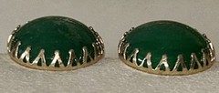 Vintage Hong Kong Green Lucite Cabochon Clip Earrings Gold Tone Faux Jade 60’s