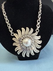 TAXCO MEXICO LPV VTG STERLING SUNFLOWER MABE PEARL BOLD STATEMENT NECKLACE 123g