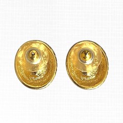 Vintage Oval Rhinestone Earrings Gold Tone Ribbed Bezel Studs Pierced 3/4″