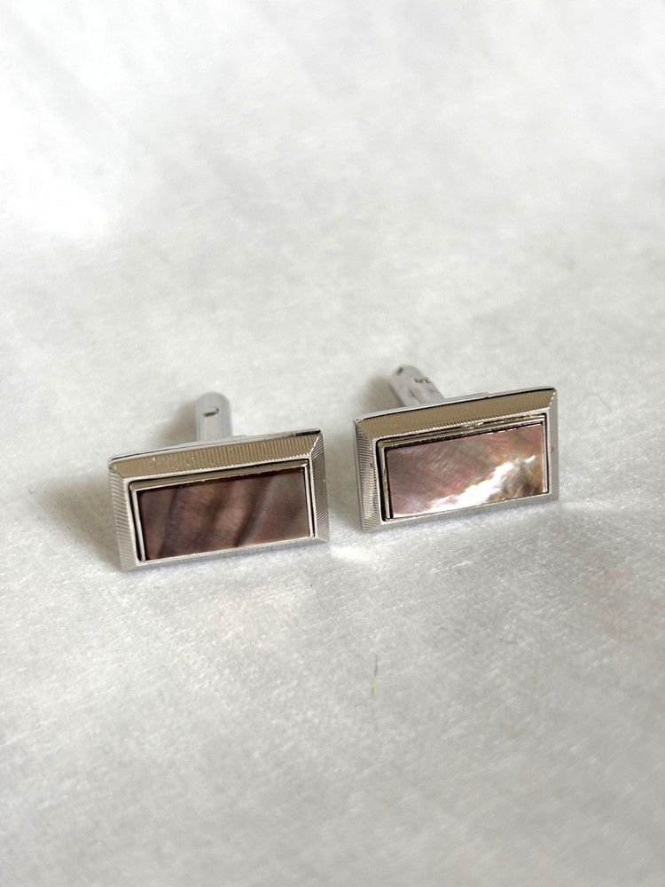 Vintage Japan Mid-Century Men’s Cufflinks Faux Shell Acrylic Silver Tone Retro
