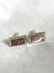 Vintage Japan Mid-Century Men’s Cufflinks Faux Shell Acrylic Silver Tone Retro