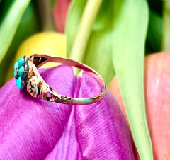 LOVELY SMALLER ANTIQUE GEORGIAN ENGLISH 18K GOLD PEARL TURQUOISE RUBY RING c1820