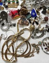 VTG Craft Wearable Repair Sellable Jewelry Other Over 3 Pounds