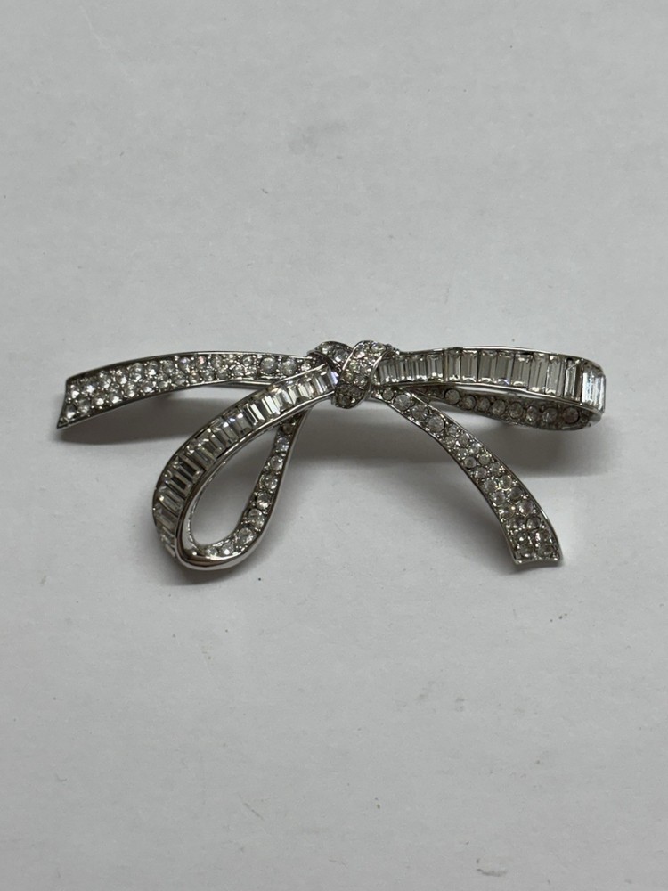 NIB Vtg Nolan Miller Glamour Collection Forget Me Not Baguette Bow Pin Brooch