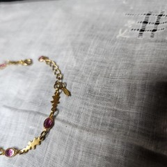 Vintage Avon Bracelet Open Bezel Pink Stone Gold Tone Chain 8″ Signed Dainty