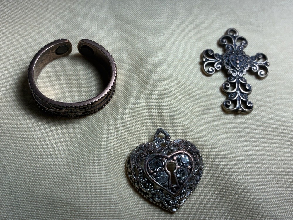 3pc Mixed Lot Vintage Filigree Pendants Copper Magnetic Ring