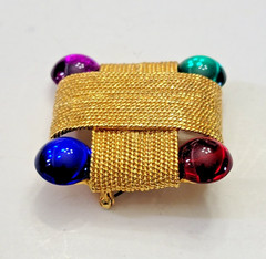 1980s vintage large gold tone multi color cabochons rope brooch pin