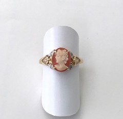 VINTAGE Hand Crafted Cameo W/ Diamonds in 14K Solid Yellow Gold Ring , NEW