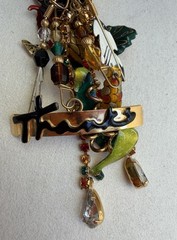 Lunch At The Ritz HAPPY THANKSGIVING Clip On Earrings Rare Find!