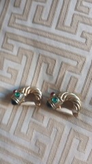 Vintage CINER* unsigned Mogul Jewel of India Cabochon shrimp clip on earrings