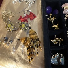 Vtg & Mod Pierced Earrings Lot W/ Signed Enamel Hoops Beaded Studs Pearl 38 Pair