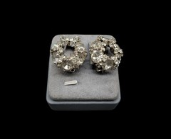 Signed Vintage Warner Clear Rhinestone Wreath Clip On Earrings 1950 Original Box