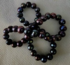 LUMINOUS PEARL 2 BRACELETS W./SHADES OF PURPLE, GREEN, BLUE & LAVENDER (Stretch)