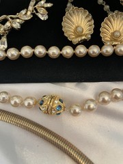 Junk Jewelry FOR CRAFTS WEAR PICS 1 & 2 Necklaces Watches Brooch Some SIGNED #3