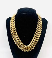 Wide Articulated Gold Tone Elliptical Links Necklace 18 Inches Vintage Jewelry