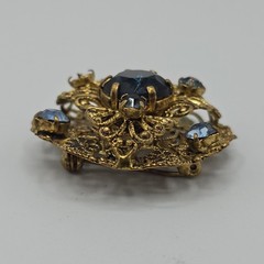 VTG Blue Glass Rhinestone Brooch Czechoslovakia Filigree Gold Tone 1-7/16″ READ
