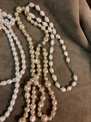 Approximately 3 Pounds Of Vintage Pearl Bead Necklaces Champagne And Various Col