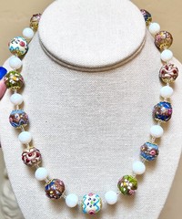 GORGEOUS Vintage Venetian Art Glass Wedding Cake & Opalescent Bead Necklace