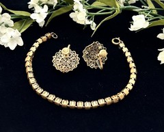 Vtg CZECH Screw-back Cluster EARRINGS and BRACELET SET-Gold Tone-RHINESTONE