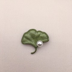 Vintage Green Color Plant Pearls Brooch Pin Flower Brooch For Women Jewelry Gift