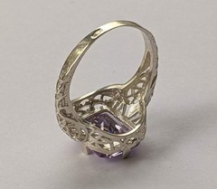 Vintage ring sterling silver 925 Size 9.5 Weight 5.44 g. Amethyst.