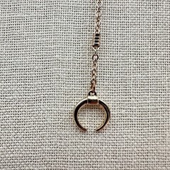 Vintage 90s Rose Gold tone Necklace Layering Chain Moon Pendant Lariat Jewelry