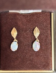 Vintage Gold Tone Leaf Oval Opal I Believe Stud Dangling Earrings 17.5mm Long