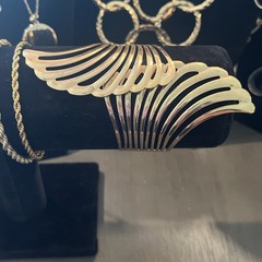 Jewelry lot Gold Tone Estate Finds Vtg To Now Necklaces Chains Bracelets Fashion