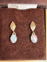 Vintage Gold Tone Leaf Oval Opal I Believe Stud Dangling Earrings 17.5mm Long