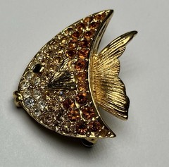 Vintage Carolee Pavé Rhinestone Gold Tone Fish Small Brooch Pin Orange