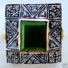 0.98ctw Rose Cut Diamond Emerald Studded Silver Victorian Gorgeous Ring Jewelry