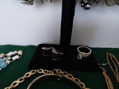 Vintage To Now Jewelry Lot 25+ Gold Tone Silver Tone Glass Acrylic Mixed Media