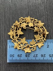 Vintage 1989 MMA Gold Plated Wrath Grape Leaf Vine Brooch 2” Diameter