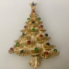 Christmas Pin Lot Signed GERRYS Gold Tone Tree Bells Poinsettia & Bow Vintage