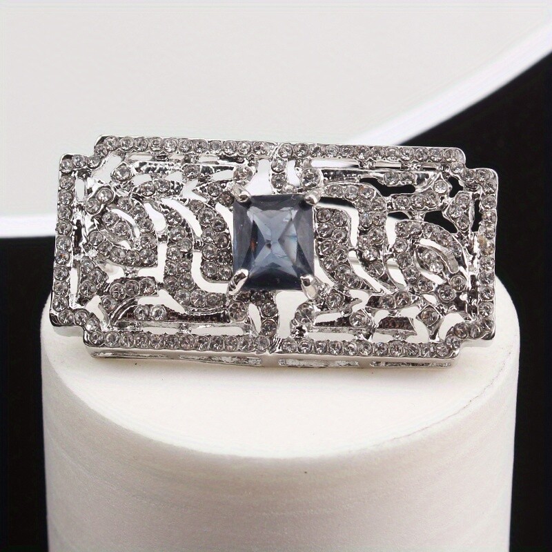 Vintage Court-style Cut-out Rectangular Simple Creative Brooch Men Jewelry Gift