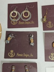 VTG Premier Designs Jewelry Lot Silver Gold Tone Necklaces Bracelets++ (#133)
