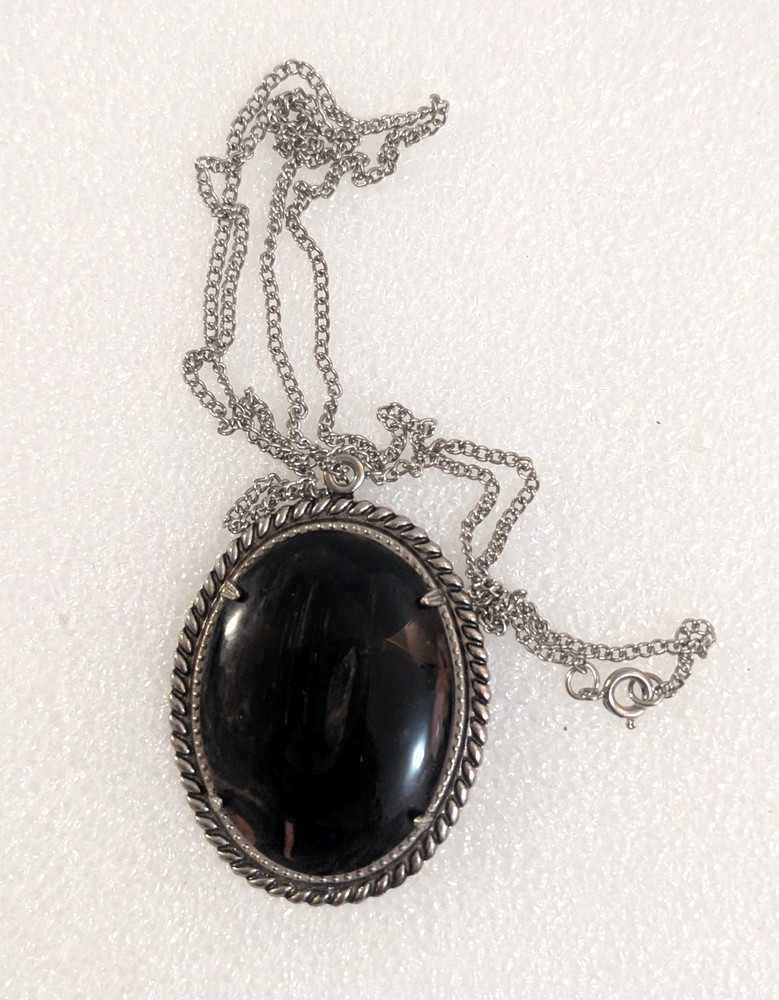 Vtg Silver Tone Prong Set Brown Stone Cabochon Oval Pendant Necklace 24″