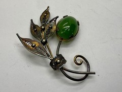 Green Jade Cabochon Floral Filigree Leaf Vintage Sterling Silver 925 Brooch Pin