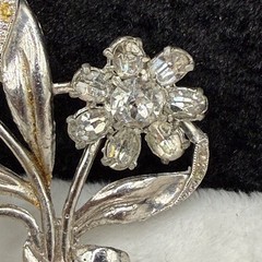 Vintage Rhinestone Flower Brooch Pot Metal Silver Tone READ
