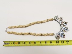 Vintage Mother of Pearl Inlay Leaf Necklace Hand Crafted Heishi Beads D2518