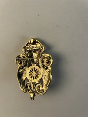 Costume Jewelry signed Jeff Lieb Pin Brooch Missing Drop Pendant