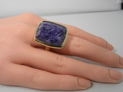 ESTATE 14K Purple Agate or Sugulite Stone Ring. RARE.