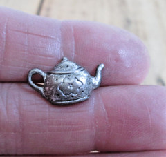 Pewter Silver Tone Teapot Lapel Pin Tie Tac Flower Front Scarf Granny Pot